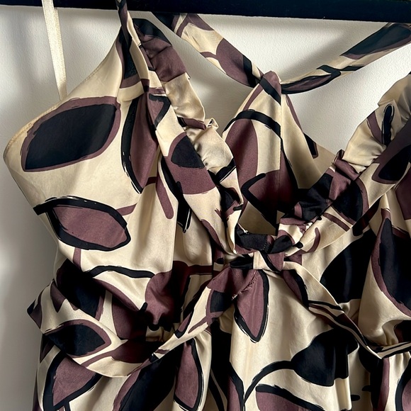 Beautiful BCBG Silk Top Size S - Picture 2 of 5